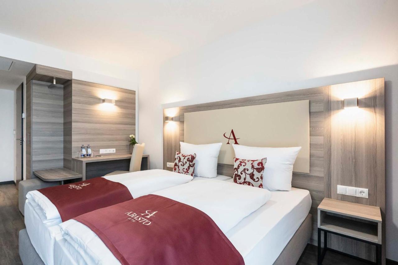 Abasto Hotel Muenchen Feldmoching エクステリア 写真