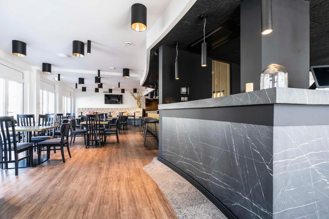 Abasto Hotel Muenchen Feldmoching エクステリア 写真