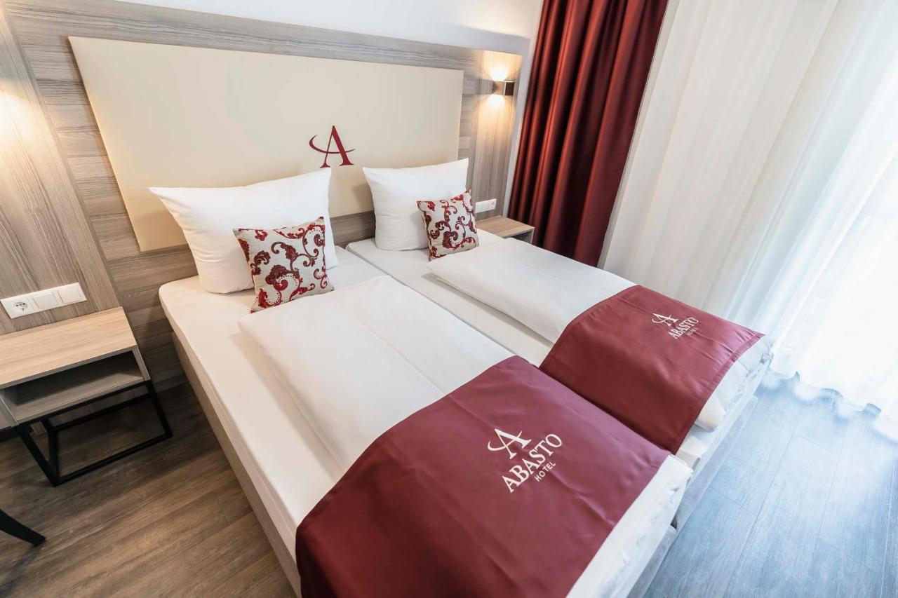 Abasto Hotel Muenchen Feldmoching エクステリア 写真