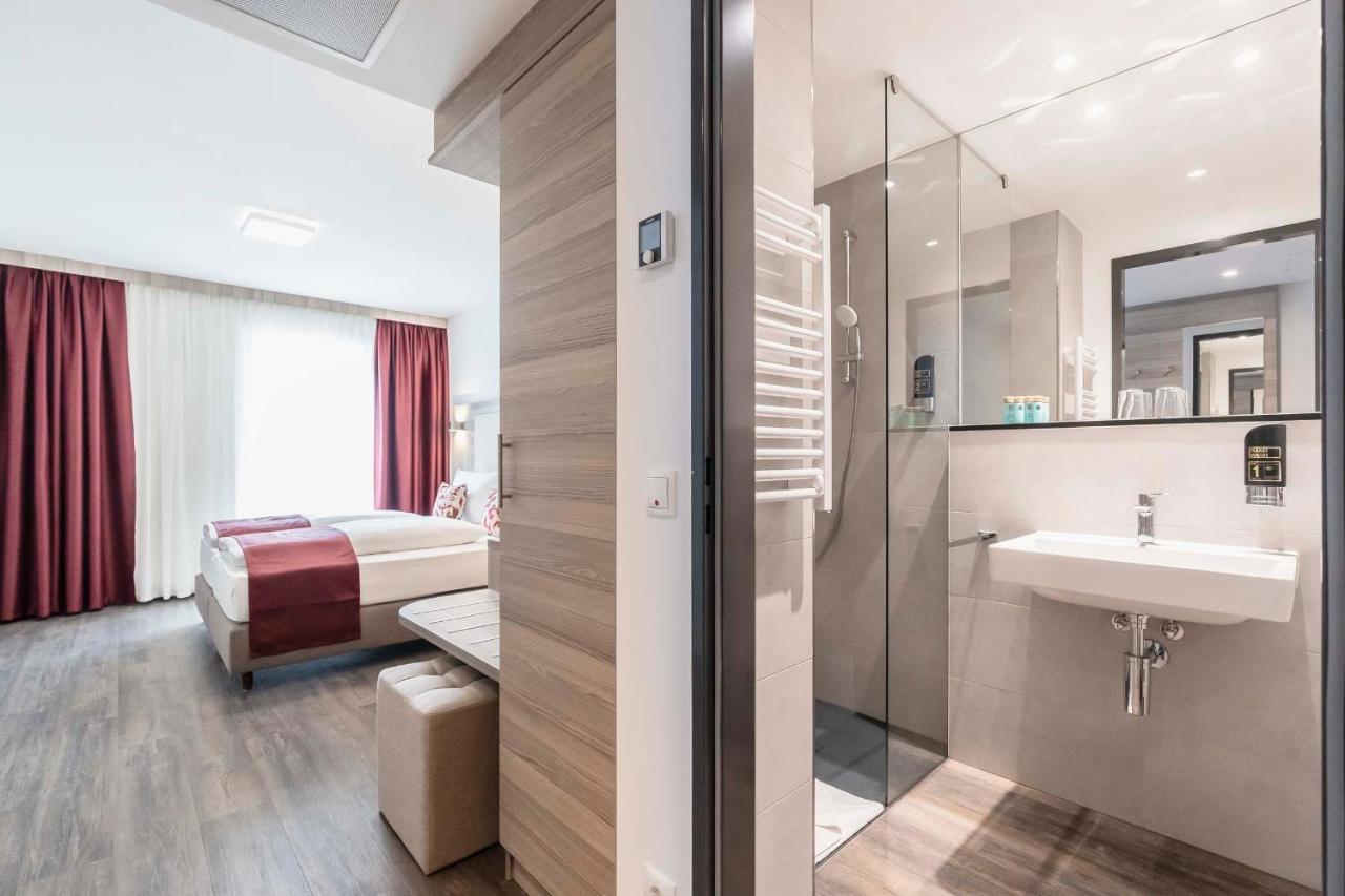 Abasto Hotel Muenchen Feldmoching エクステリア 写真